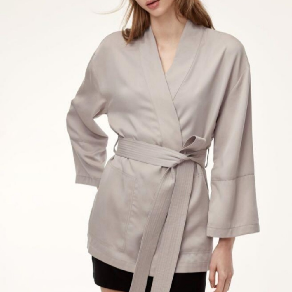 ARITZIA SUNDAY BEST IGBY ROBE Jacket